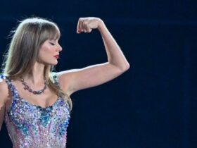 taylor swift height and weight